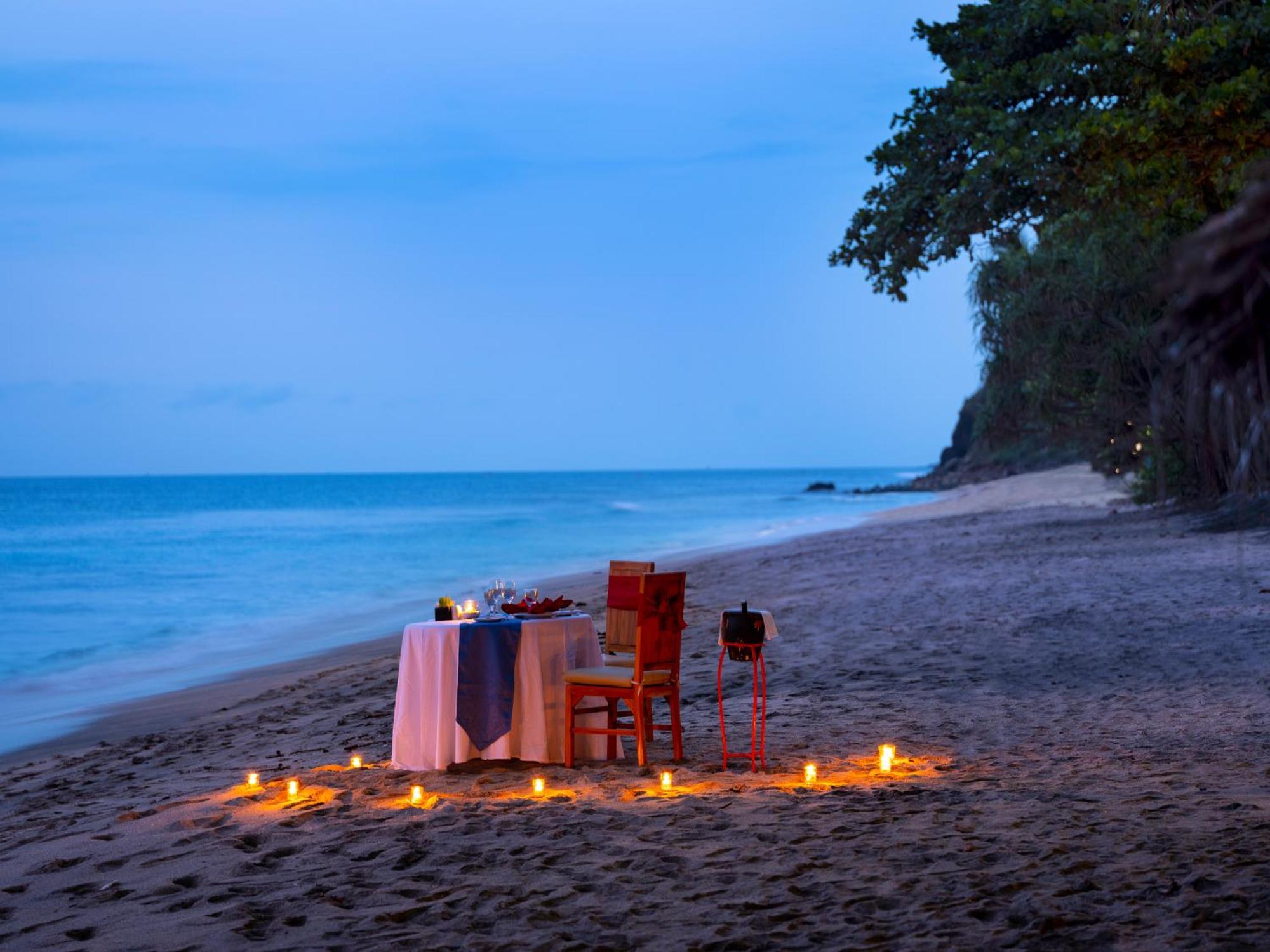 Mangsit Suites By Holiday Resort Lombok エクステリア 写真