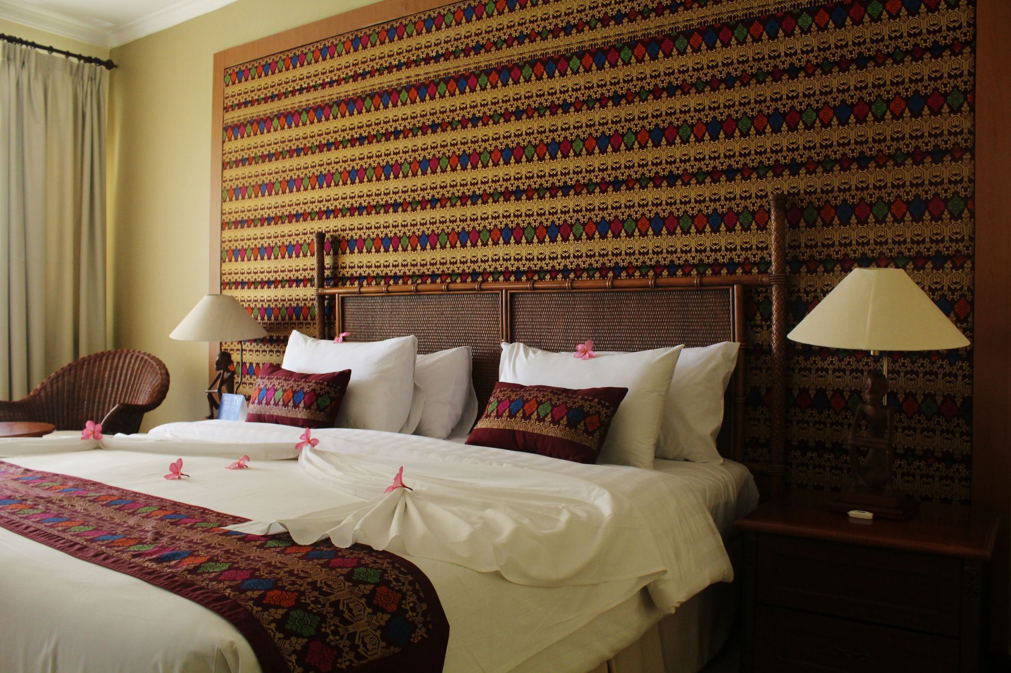 Mangsit Suites By Holiday Resort Lombok エクステリア 写真