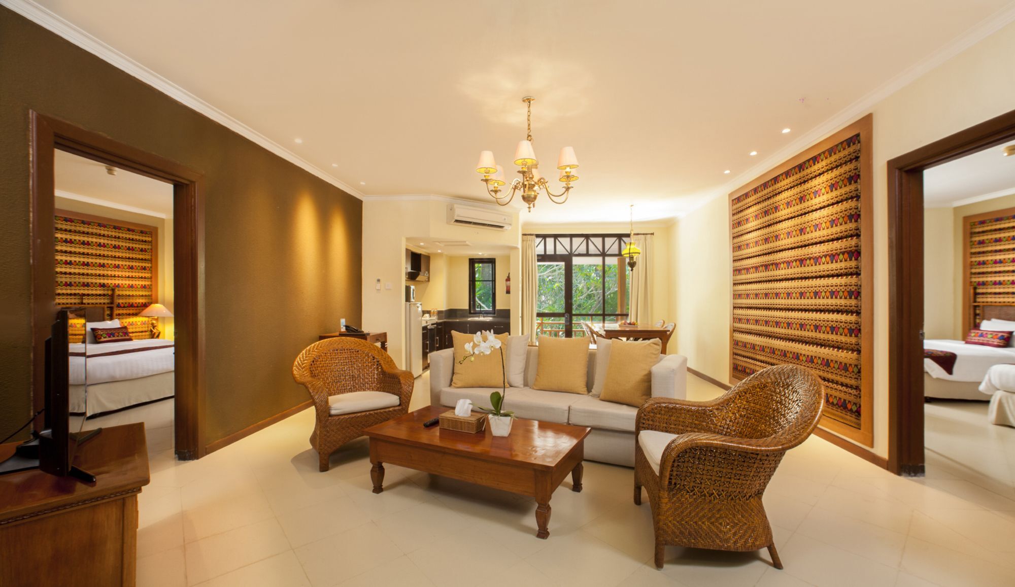 Mangsit Suites By Holiday Resort Lombok エクステリア 写真