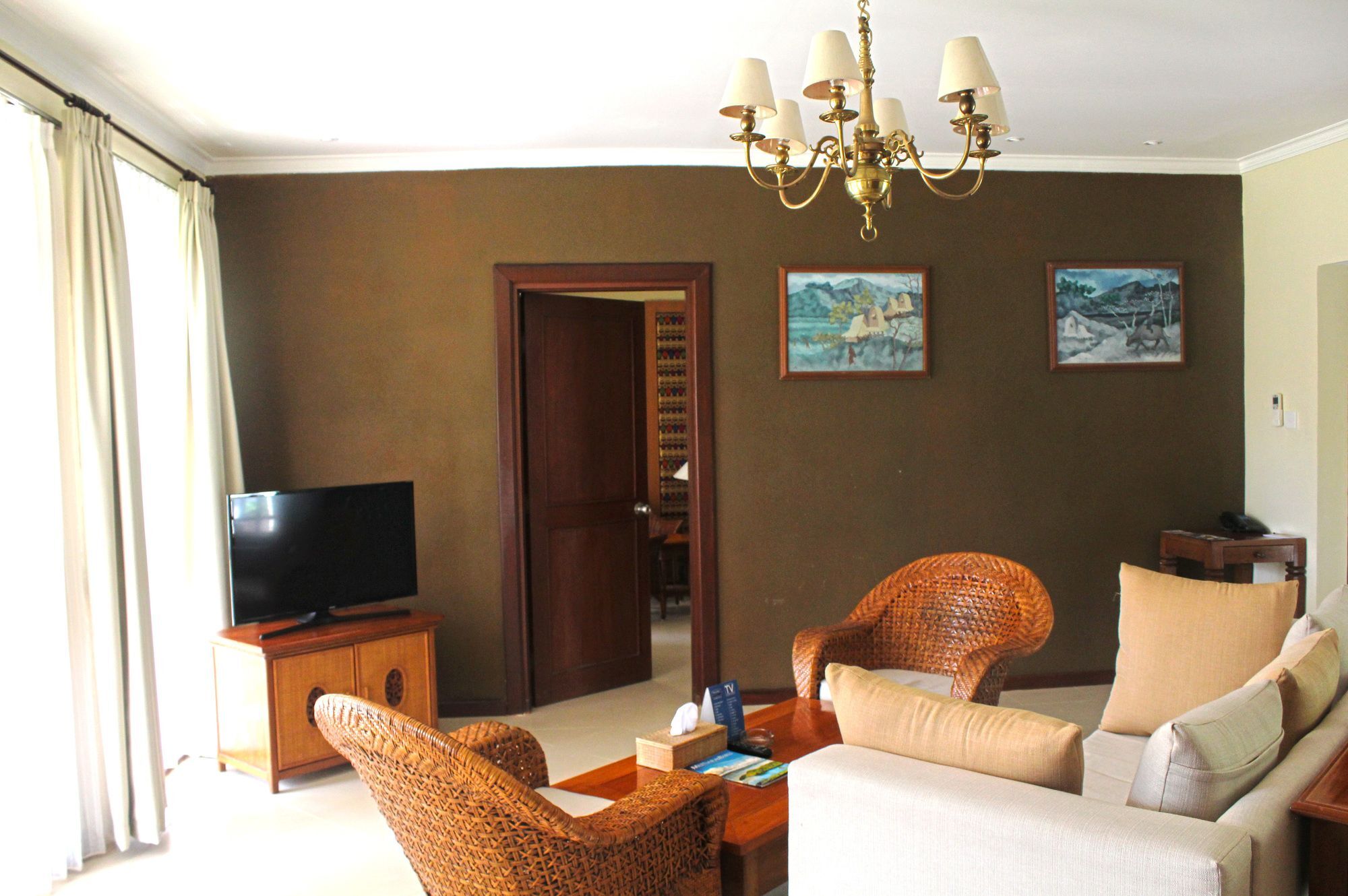 Mangsit Suites By Holiday Resort Lombok エクステリア 写真