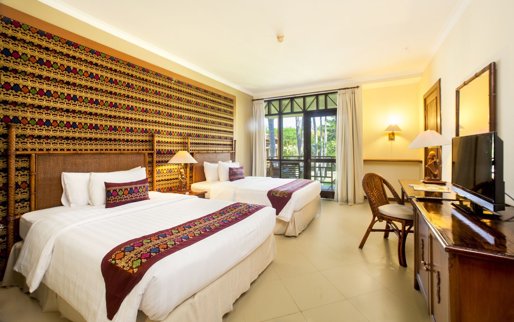 Mangsit Suites By Holiday Resort Lombok エクステリア 写真